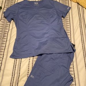 Women’s scrub set